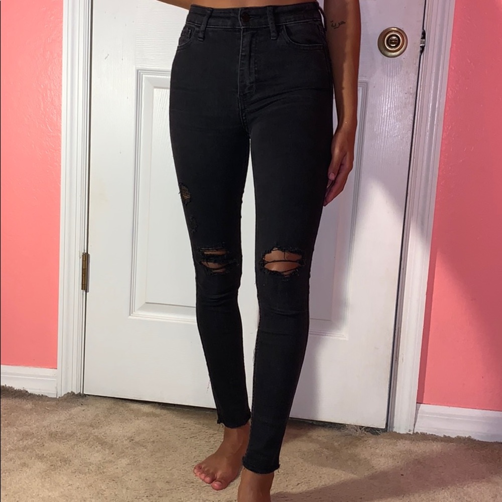Hollister crop high waisted ripped black jeans